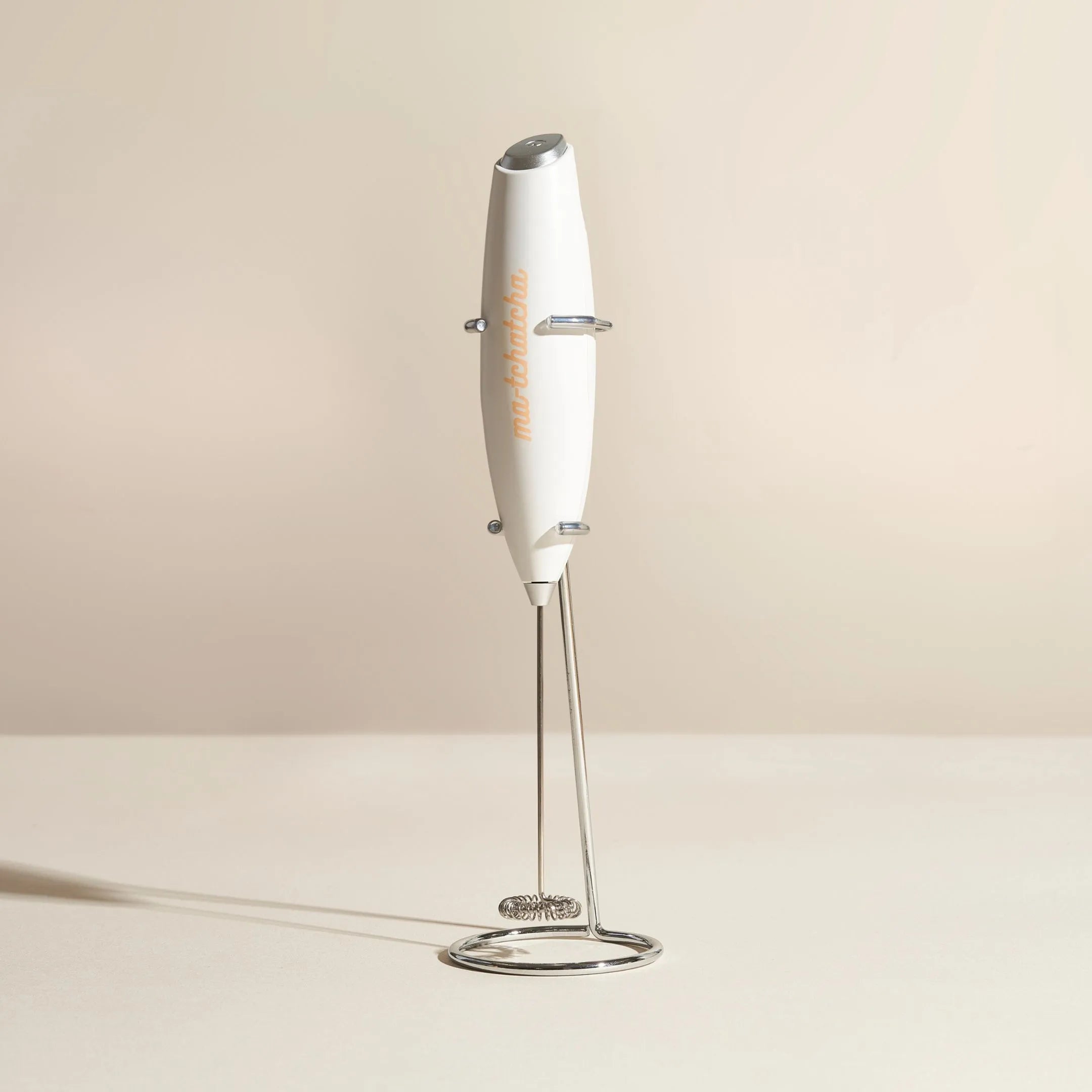 Le mousseur à lait pour le matcha