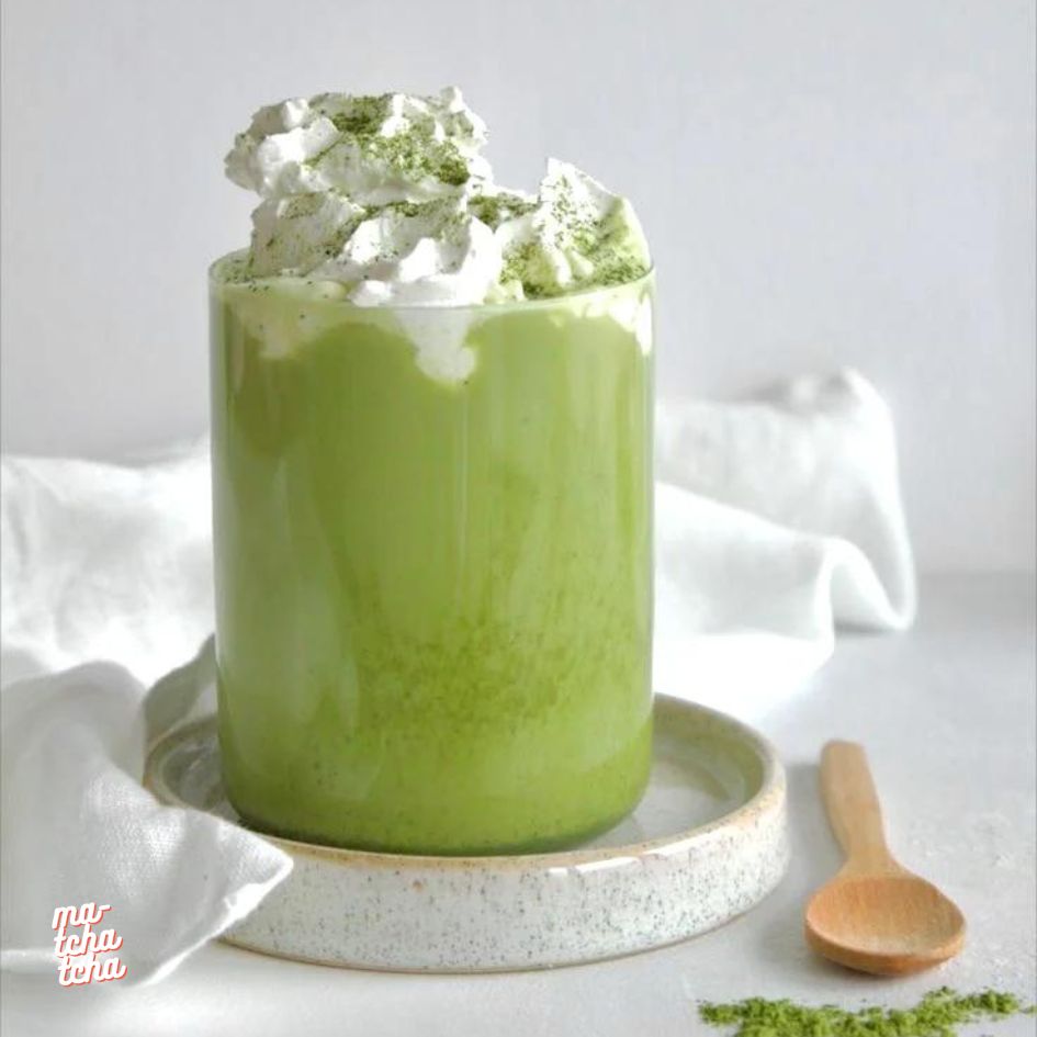 Matcha latte à la cannelle